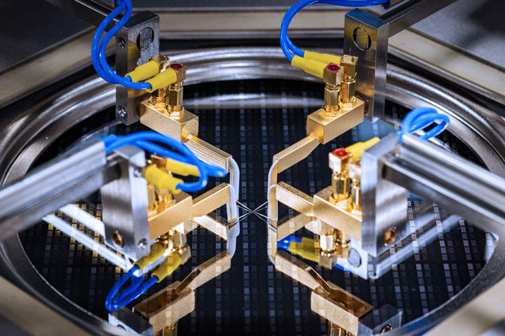 FormFactor - Cascade CM300xi-ULN - 300 mm semi-/ fully-automated probe system for Ultra Low Noise measurements