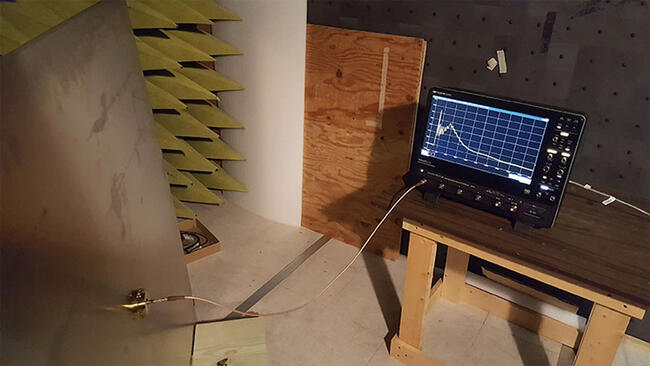 EMC / ESD Pulse Measurements Using Oscilloscopes Webinar EMC / ESD Pulse Measurements Using Oscilloscopes Webinar